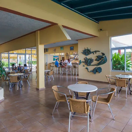 Hotel Villa Tropico-2